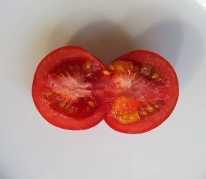 Aufgeschnittene Tomate