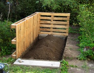 Aufbau eines Hochbeetes